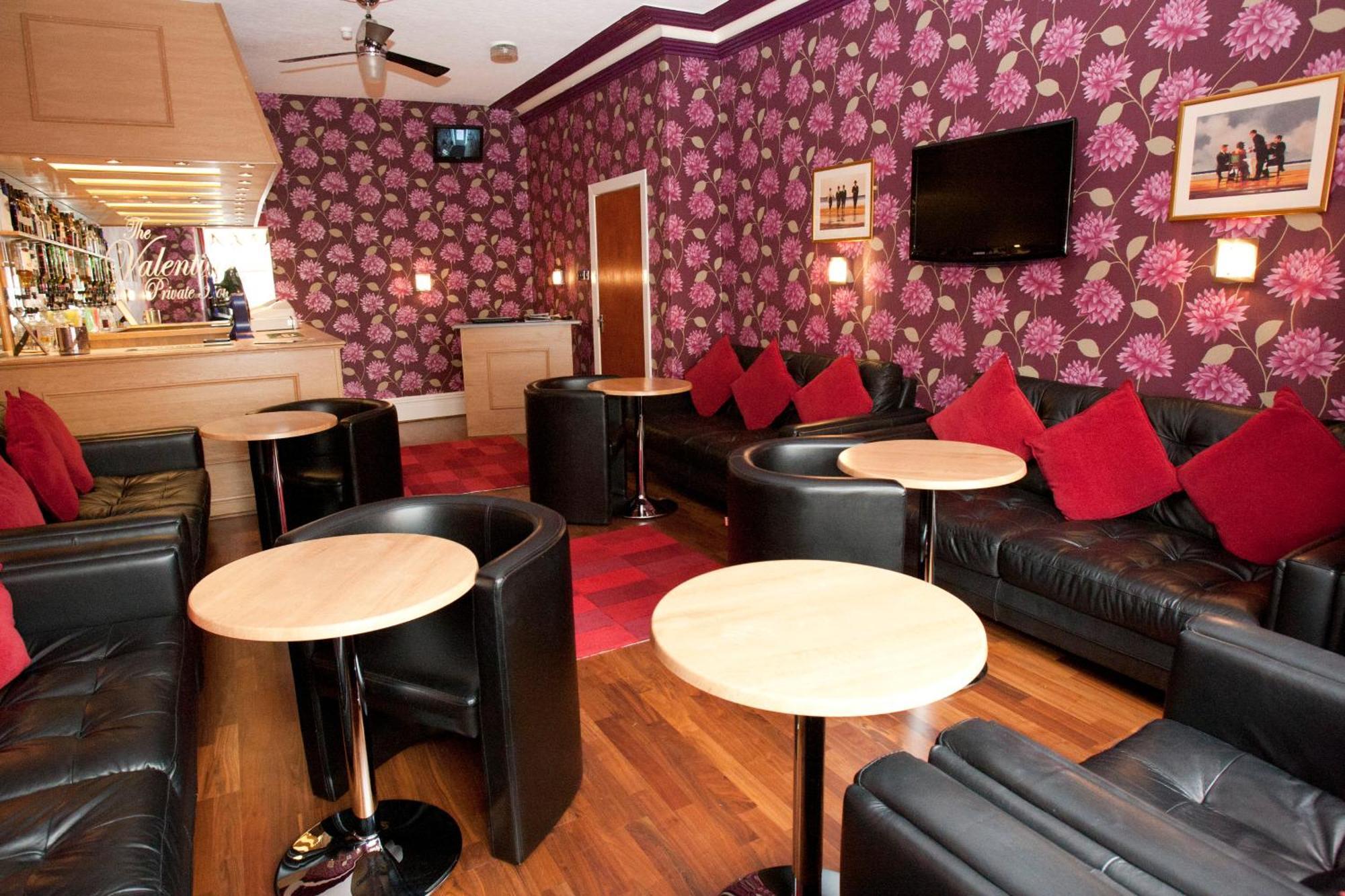Valentine Lodge Over 21 Adult Couples Only Blackpool Dış mekan fotoğraf