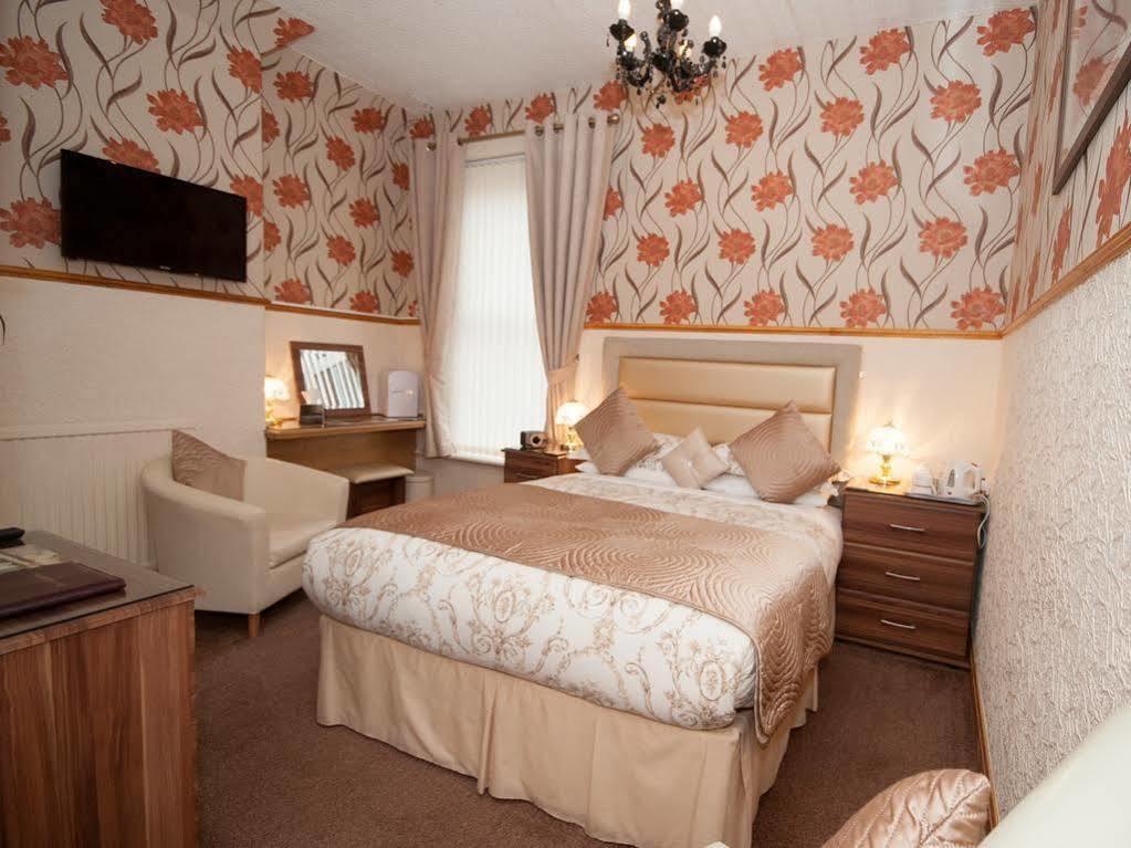 Valentine Lodge Over 21 Adult Couples Only Blackpool Dış mekan fotoğraf