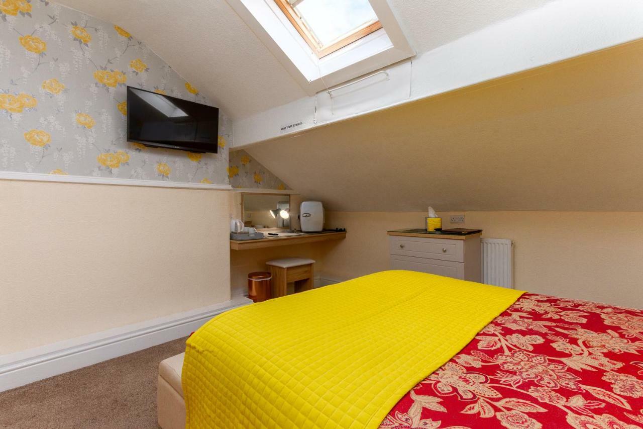 Valentine Lodge Over 21 Adult Couples Only Blackpool Dış mekan fotoğraf