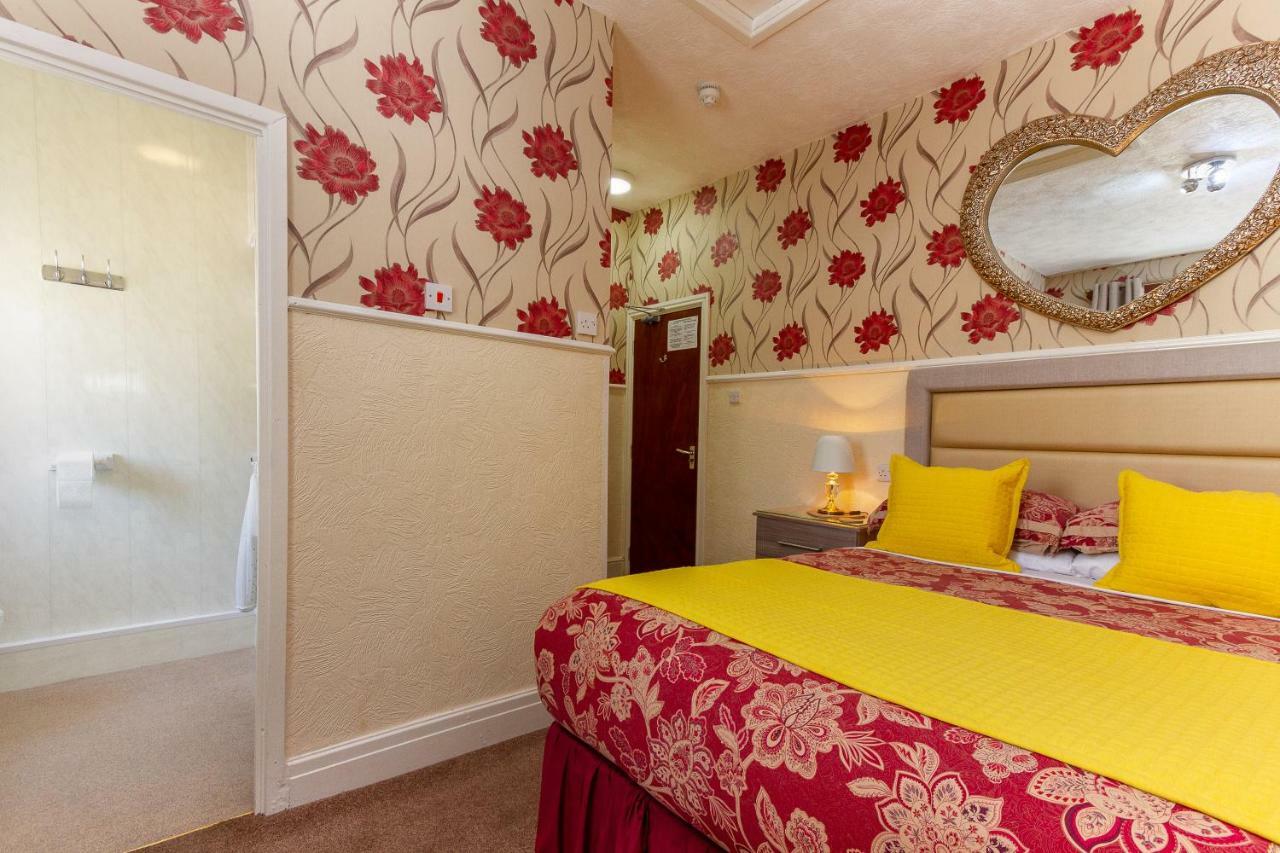 Valentine Lodge Over 21 Adult Couples Only Blackpool Dış mekan fotoğraf