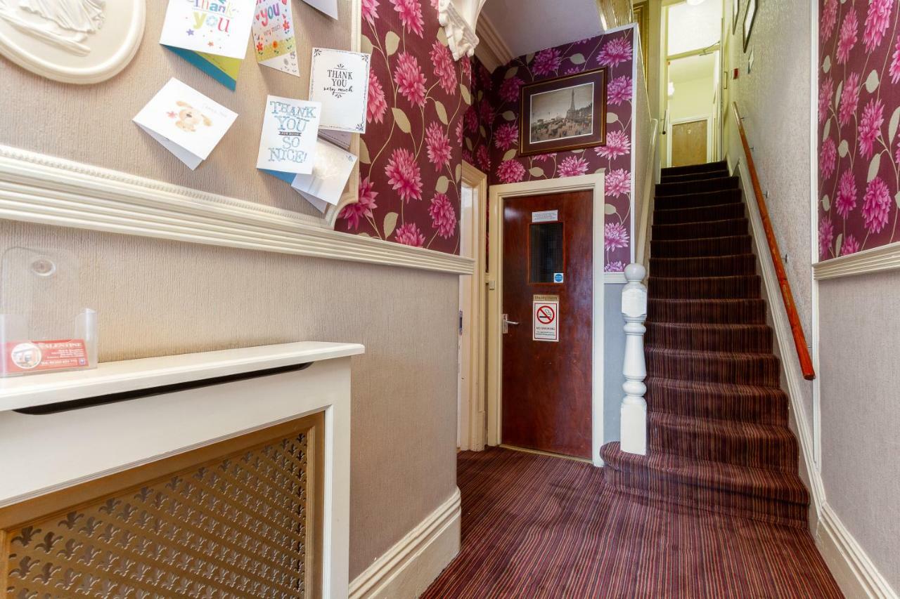 Valentine Lodge Over 21 Adult Couples Only Blackpool Dış mekan fotoğraf
